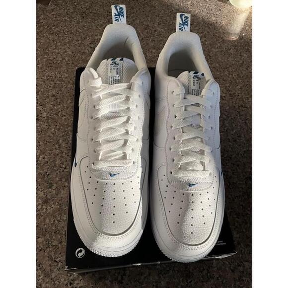 Nike Air Force 1 '07 LV8 Reflective Swoosh Size 12.5 - Picture 3 of 12